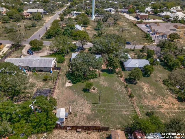 710 Fifth Comfort, TX 78013