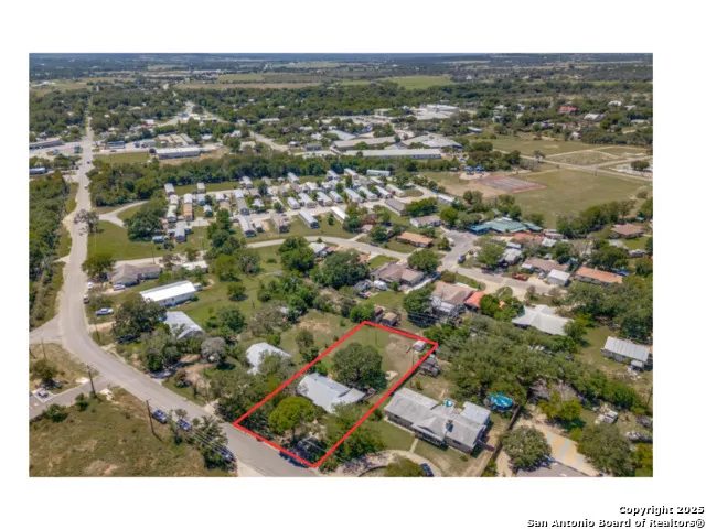 710 Fifth Comfort, TX 78013