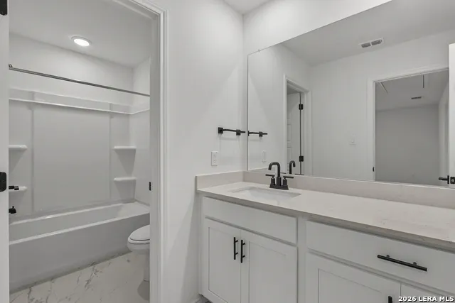 1018 West 1604 North Unit 303 San Antonio, TX 78251