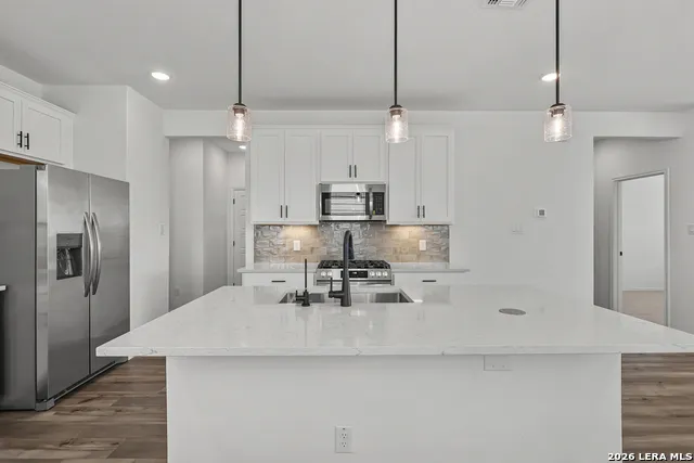 1018 West 1604 North Unit 303 San Antonio, TX 78251