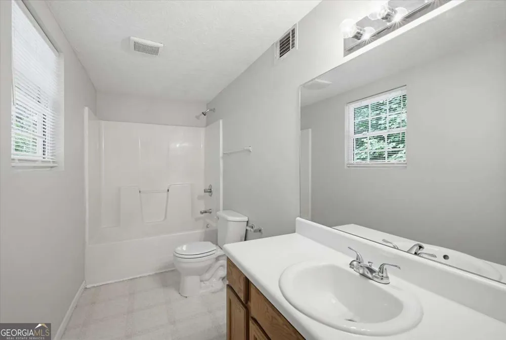 4015 Chapman DR Gainesville, GA 30506