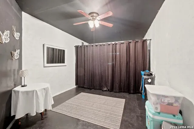 710 Storey Cotulla, TX 78014