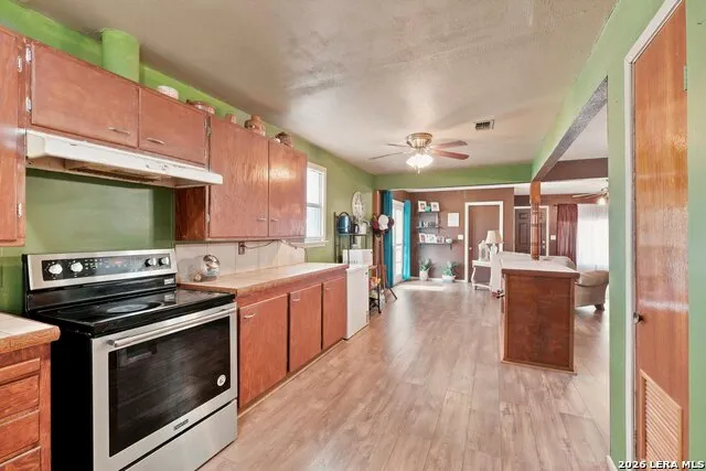 710 Storey Cotulla, TX 78014