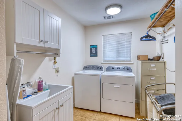 1482 Flat Rock Circle Leakey, TX 78873