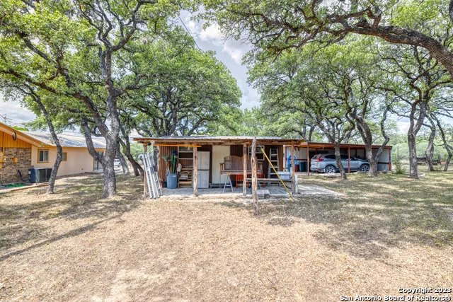 1482 Flat Rock Circle Leakey, TX 78873