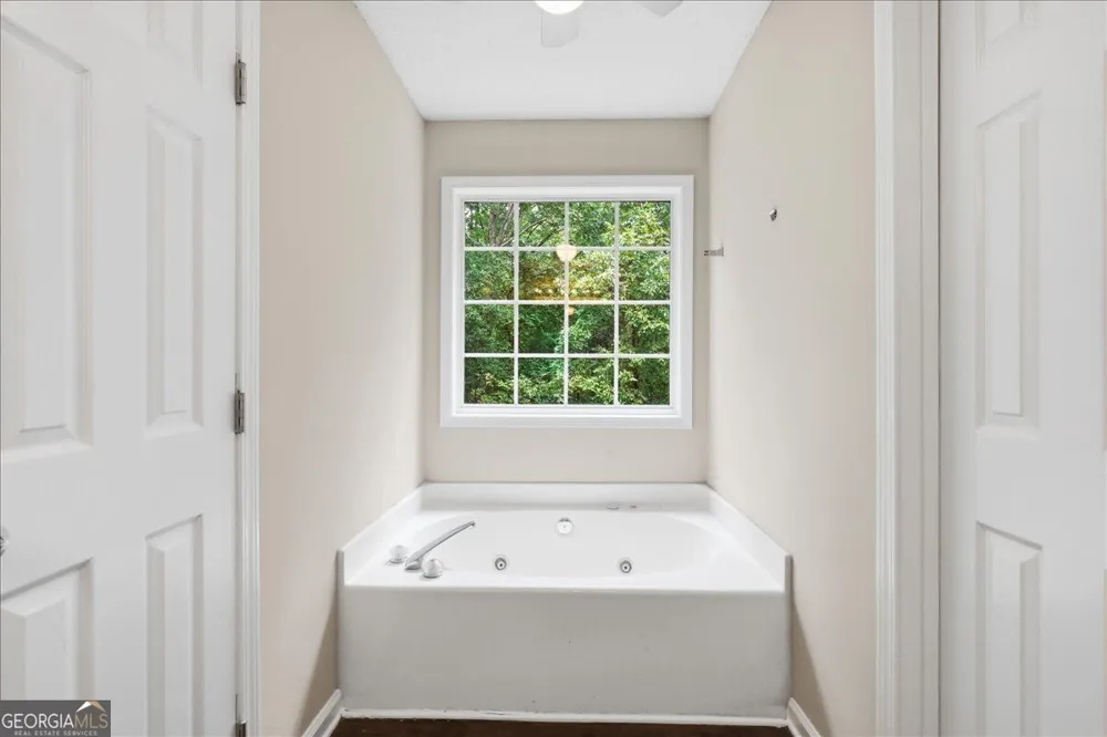 2799 Kristi Beth CT Dacula, GA 30019