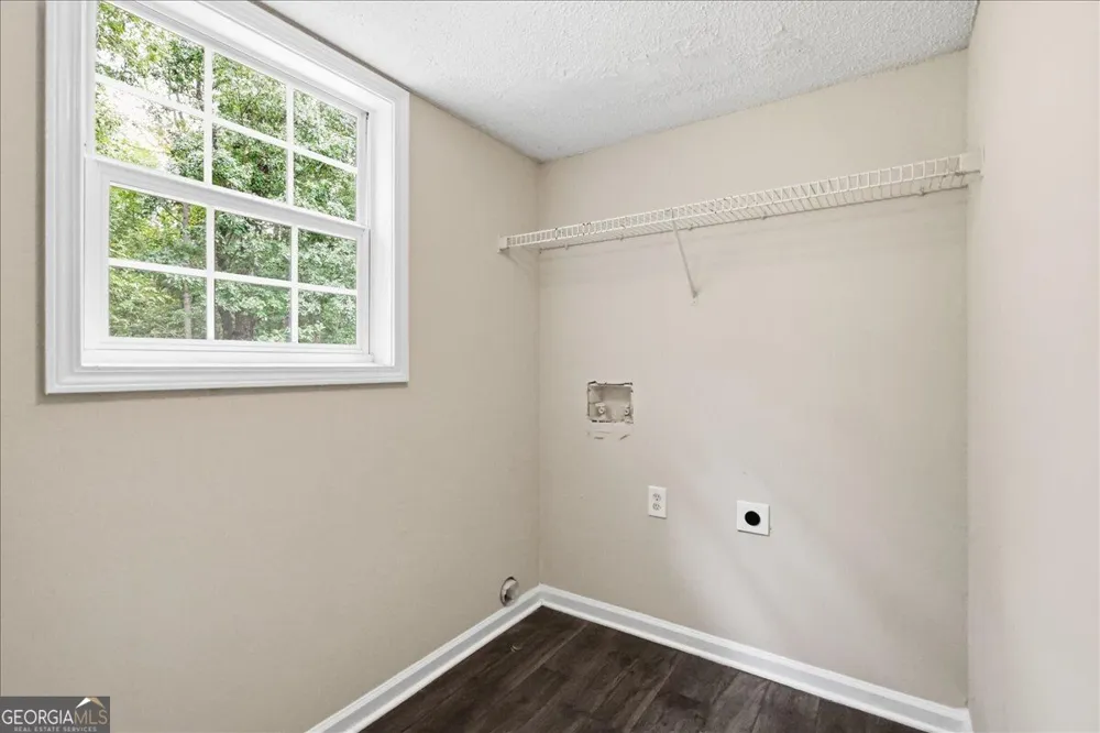 2799 Kristi Beth CT Dacula, GA 30019