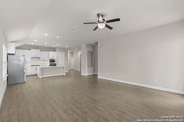 6533 Crockett Cv Schertz, TX 78108