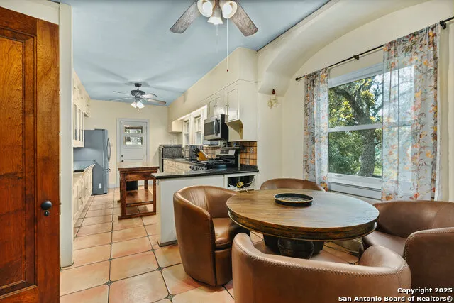 5351 Fredericksburg San Antonio, TX 78229