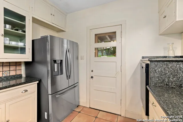 5351 Fredericksburg San Antonio, TX 78229