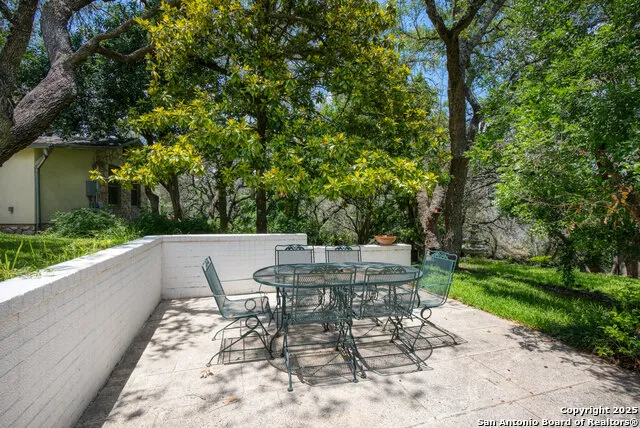 5351 Fredericksburg San Antonio, TX 78229