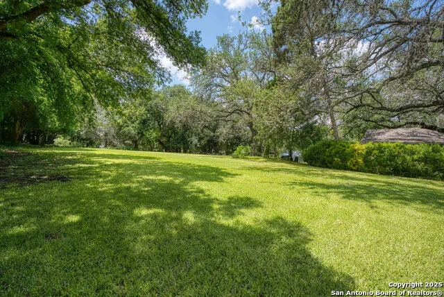 5351 Fredericksburg San Antonio, TX 78229