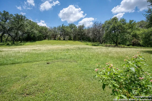 5351 Fredericksburg San Antonio, TX 78229