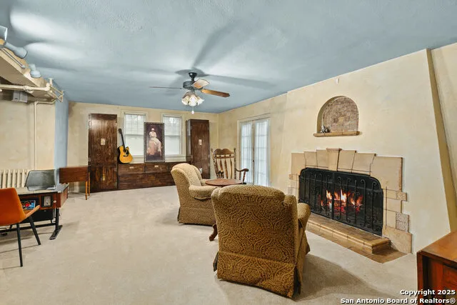 5351 Fredericksburg San Antonio, TX 78229