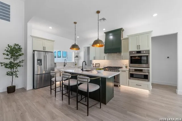 877 Annabelle Ave Bulverde, TX 78163