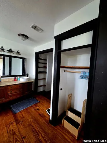8451 Ranch Road 965 Fredericksburg, TX 78624