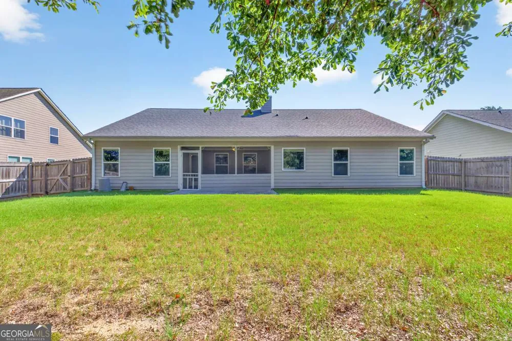 1239 Oak Springs WAY Statham, GA 30666