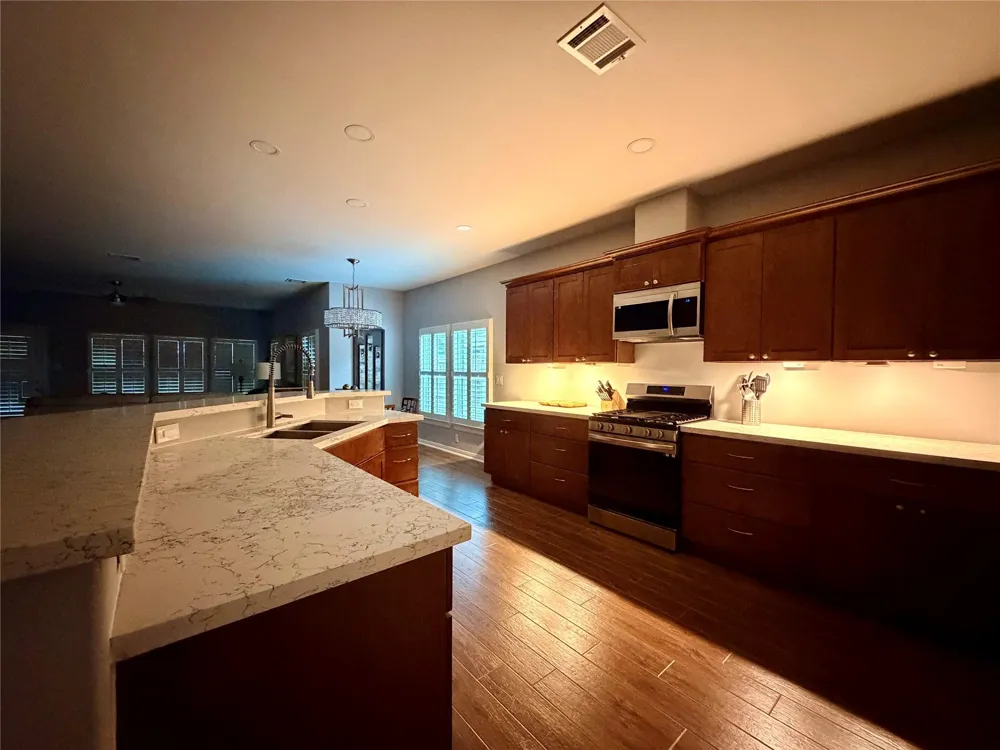 10328 Prairie Dunes Lane Cleveland, TX 77327