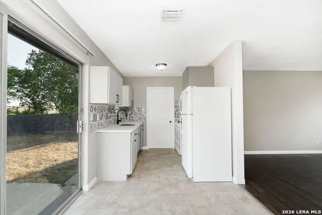 462 HATFIELD ST San Antonio, TX 78227