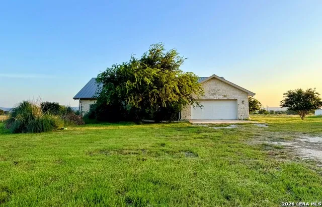 385 Silver Wings Medina, TX 78055