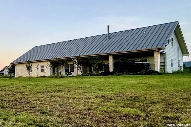 385 Silver Wings Medina, TX 78055