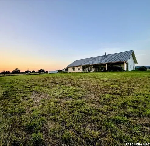 385 Silver Wings Medina, TX 78055