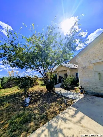 385 Silver Wings Medina, TX 78055
