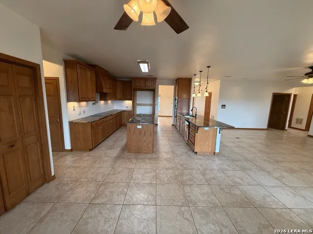 385 Silver Wings Medina, TX 78055