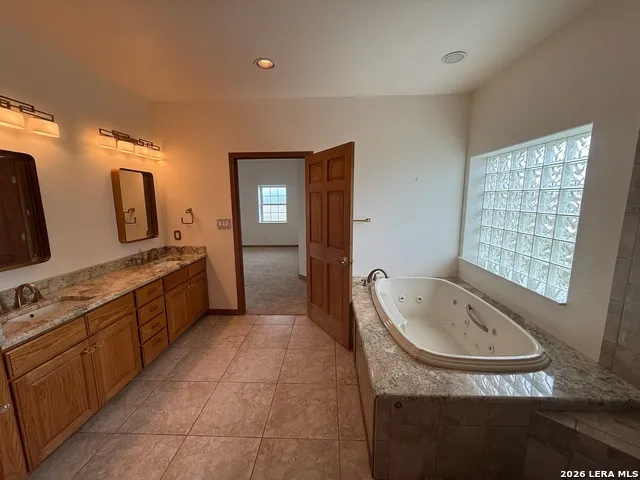 385 Silver Wings Medina, TX 78055