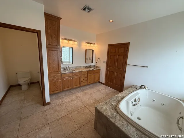 385 Silver Wings Medina, TX 78055