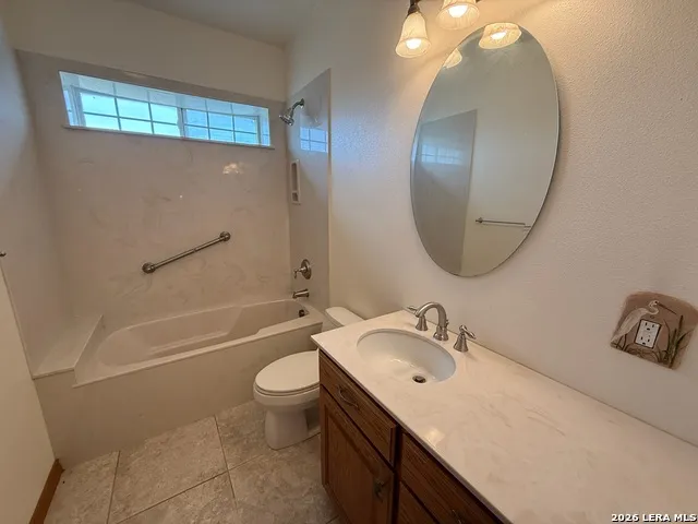 385 Silver Wings Medina, TX 78055