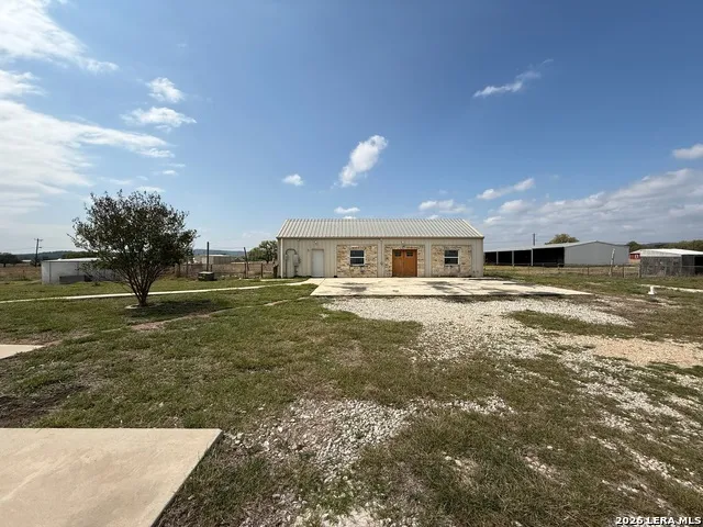 385 Silver Wings Medina, TX 78055