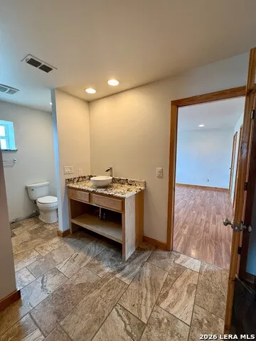 385 Silver Wings Medina, TX 78055