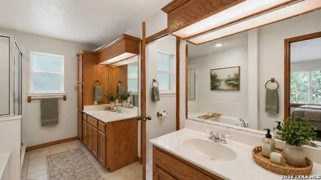 105 Tomahawk Seguin, TX 78155
