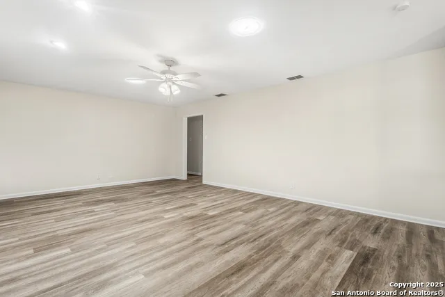 6041 Trone Trail Leon Valley, TX 78238