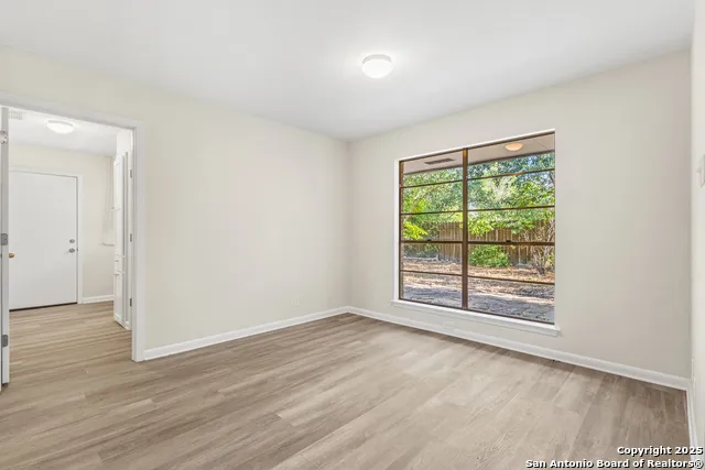 6041 Trone Trail Leon Valley, TX 78238