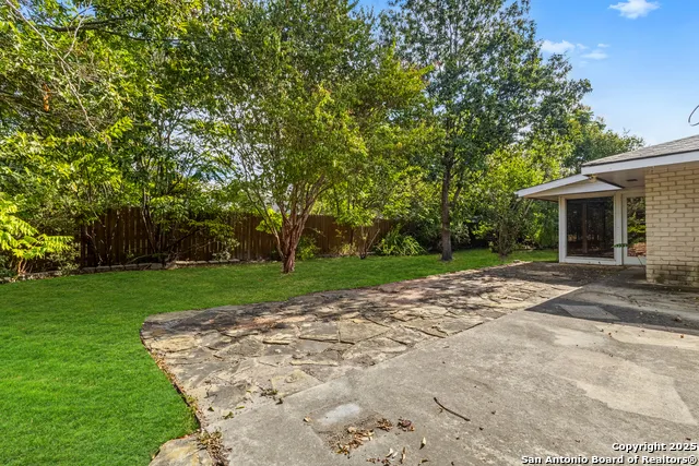6041 Trone Trail Leon Valley, TX 78238