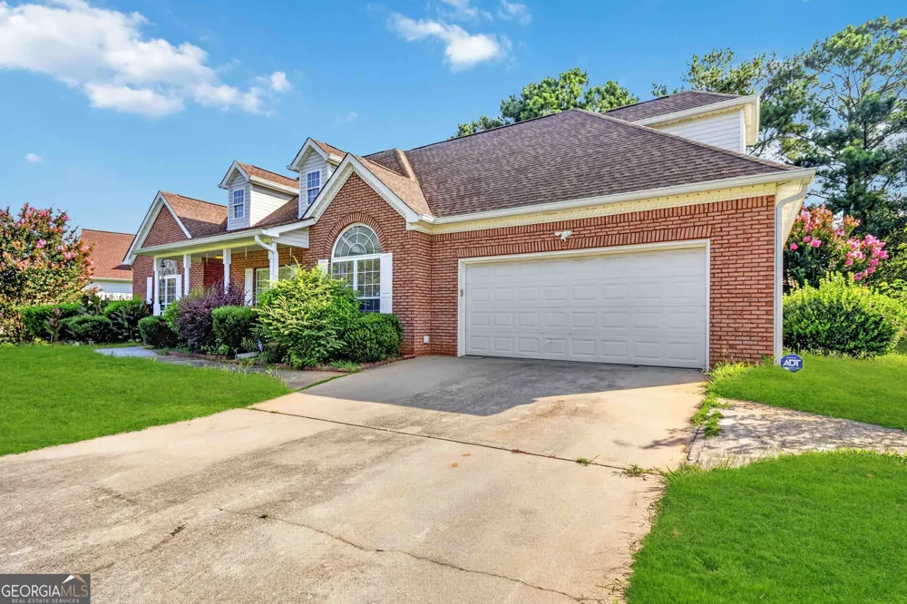 1137 E Shoreview RD McDonough, GA 30253