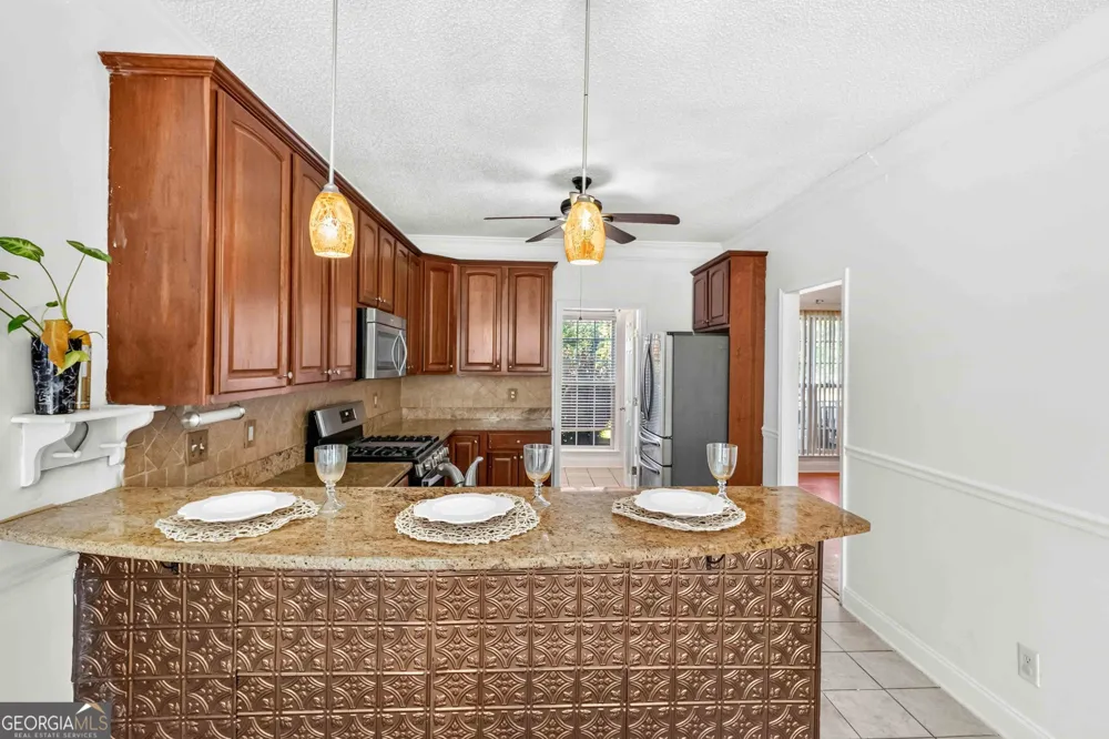 1137 E Shoreview RD McDonough, GA 30253