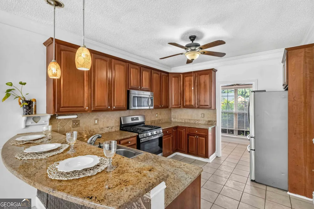 1137 E Shoreview RD McDonough, GA 30253