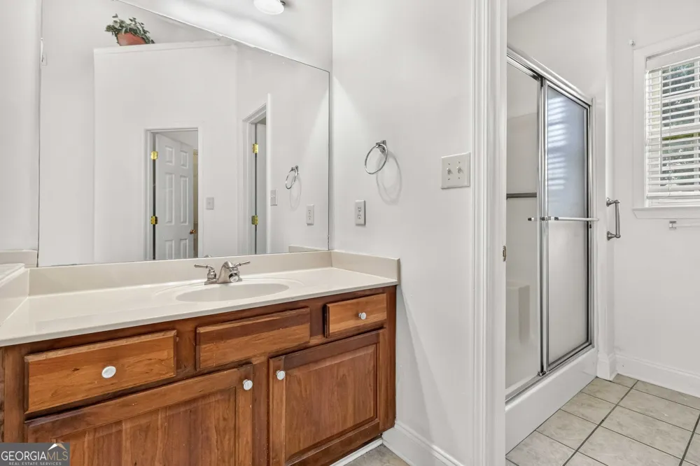 1137 E Shoreview RD McDonough, GA 30253