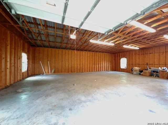 311 E BROADWAY ST Cuero, TX 77954