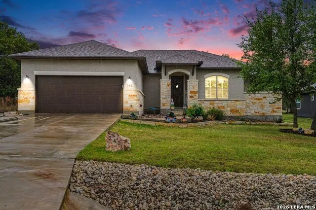 240 Roy Nichols Dr Blanco, TX 78606
