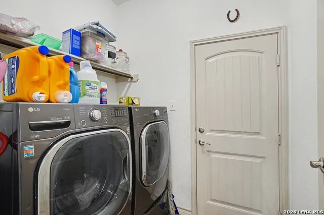 240 Roy Nichols Dr Blanco, TX 78606