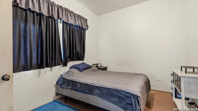 707 CREEK RD Marion, TX 78124