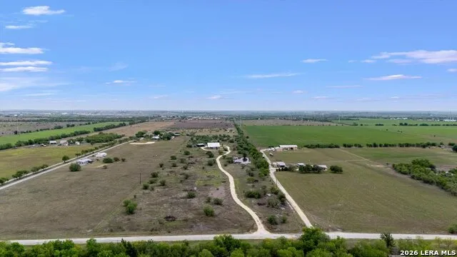 707 CREEK RD Marion, TX 78124