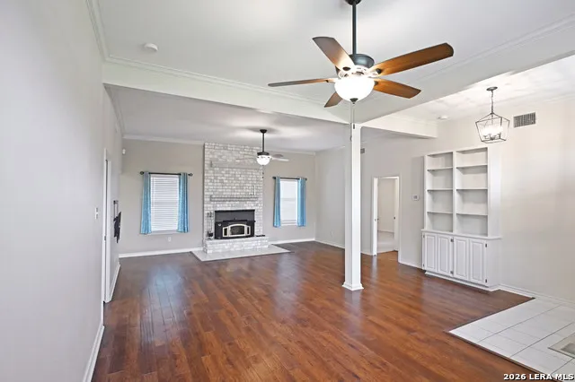125 RED OAK TRL Marion, TX 78124