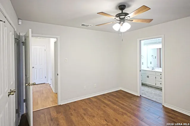 125 RED OAK TRL Marion, TX 78124