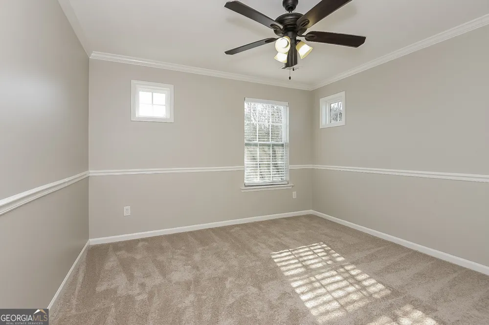 328 Hiawassee DR Woodstock, GA 30188