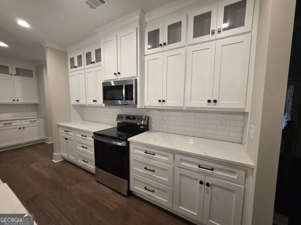 19 Louie LN Jefferson, GA 30549